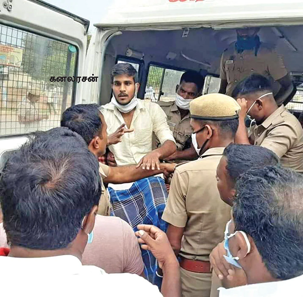 “எங்க அண்ணன் குடும்பத்தை அழிக்க நினைக்கிறார் ராமதாஸ்!”