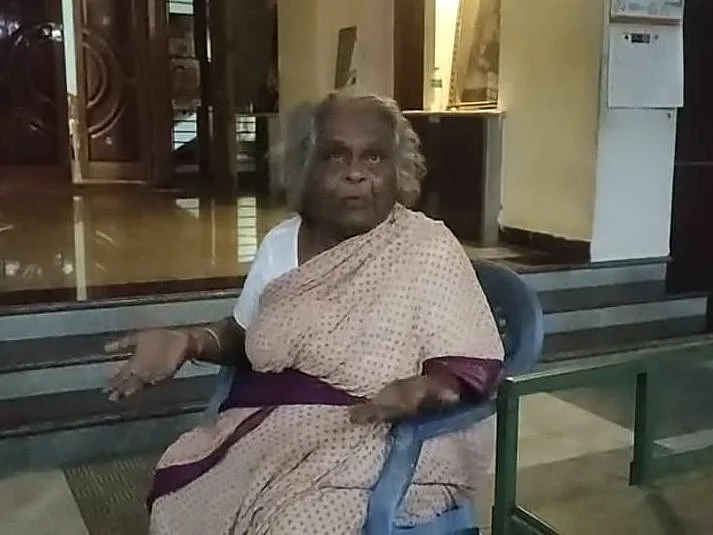 `உங்ககிட்ட எந்தப் பிரச்னைக்கும் வரமாட்டோம்.. வாழவிடுங்க!’ -கதறும் காடுவெட்டி குருவின் தாய்