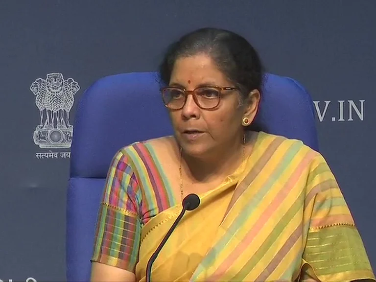 `ரூ.20 லட்சம் கோடி நிவாரணம்; 9 புதிய திட்டங்கள் - நிர்மலா சீதாராமன் வெளியிட்ட புதிய அறிவிப்புகள்