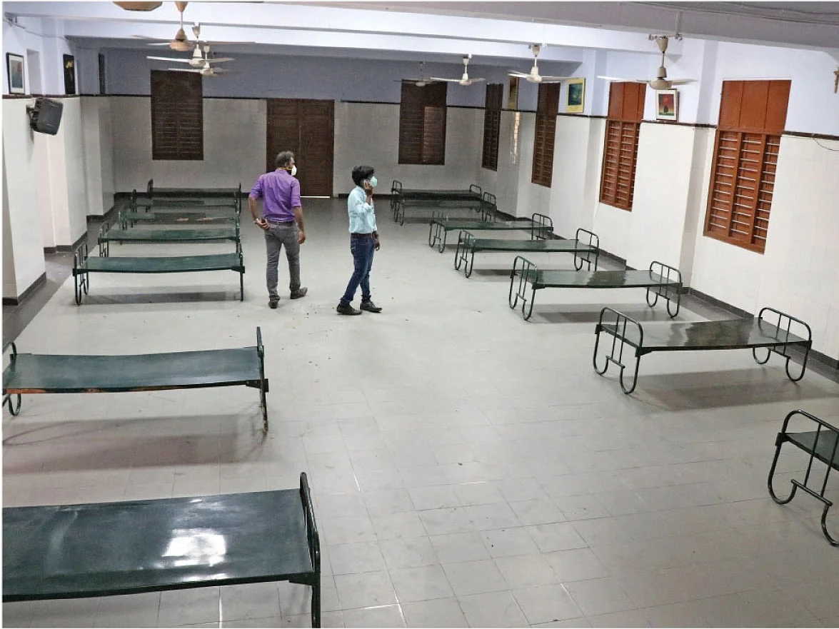 கொரோனா வார்டு