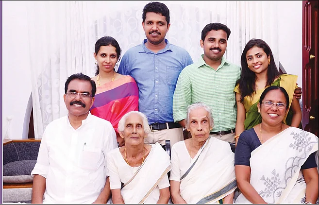 ஷைலஜா டீச்சர்