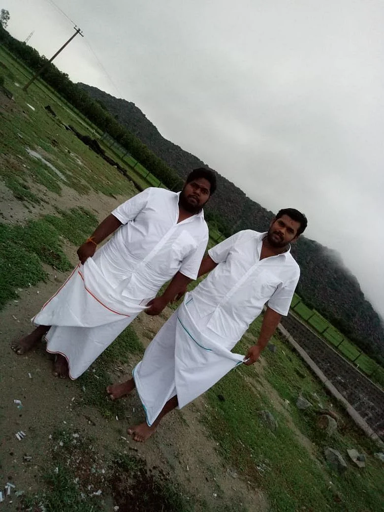 சந்தோஷ் குமார், தம்பி கெளரி சங்கர்