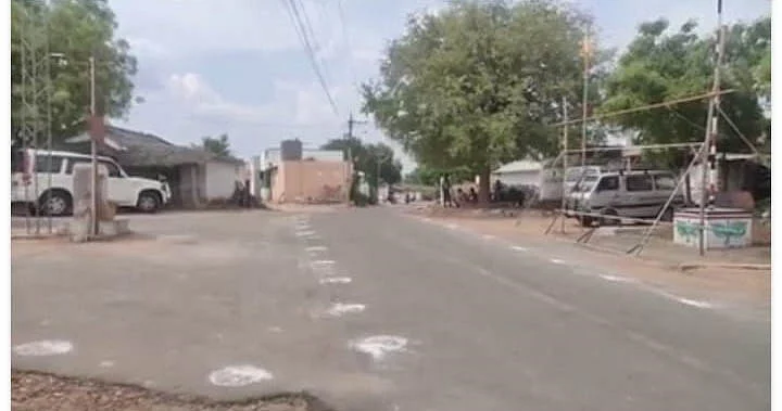 ஆள் நடமாட்டம் இல்லாத இனங்கனூர்