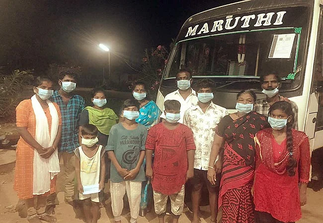 தேவி குடும்பத்தினர்