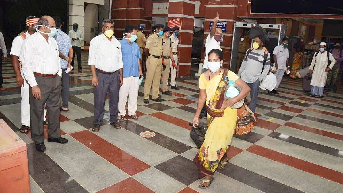 வெளிமாநிலத் தொழிலாளர்கள்