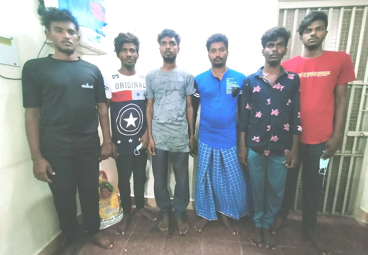 கைதுசெய்யப்பட்ட 6 பேர்
