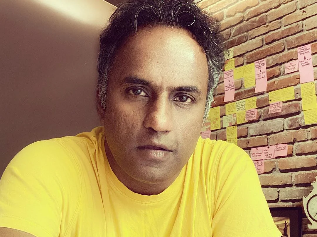 ``ஆமா...`ஜகமே தந்திரம்' படத்தை ஓடிடியில் கேட்டாங்க... ஜூலையில் பாருங்க?'' - தயாரிப்பாளர் சஷிகாந்த்
