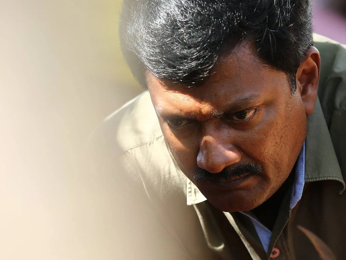 ``பிரபாகரனோடு நாலு மாசம் இருந்தப்ப கறி இட்லி சாப்பிட்டிருக்கீங்களா?'' - ஜான் மகேந்திரன் பதில்
