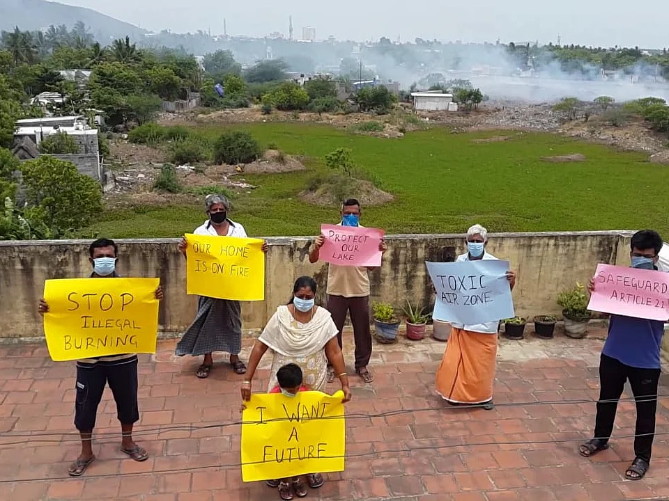 பெருங்களத்தூரை மிரட்டும் `கரும்புகை'... ஊரடங்கிலும் தீராத சோகம்!