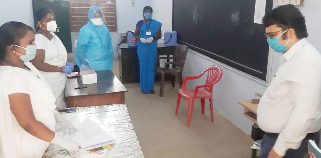 கொரோனா ஆய்வுப் பணியில் குமரி கலெக்டர் பிரசாந்த் மு.வடநேரே