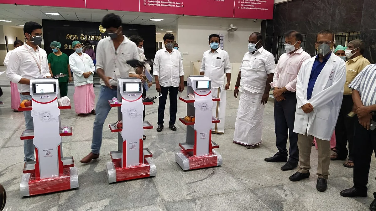 கொரோனா பிரிவில் ரோபோ அறிமுகம்