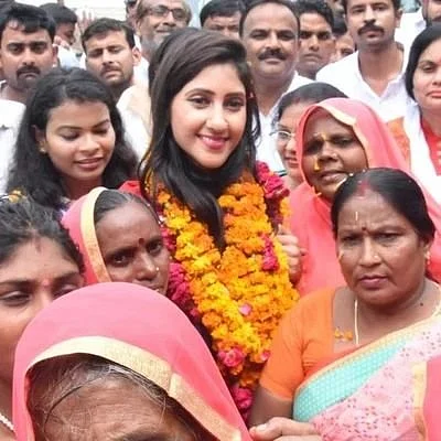 அதீதி சிங்