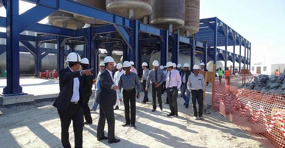 220 மில்லியன்`ட்ரீம் புராஜெக்ட்'; திட்ட இயக்குநர் புகார்! -கேரள தொழிலதிபர் தற்கொலையில் புதிய சர்ச்சை