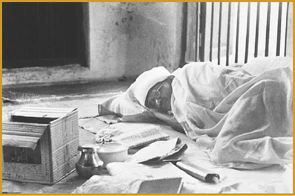 ஸ்பானிஷ்ஃப்ளுவால் பாதிக்கப்பட்ட காந்தி (1918)