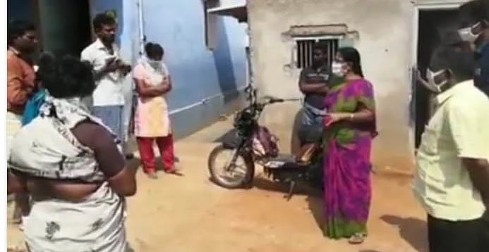 விசாரணை நடத்தும் தாசில்தார்