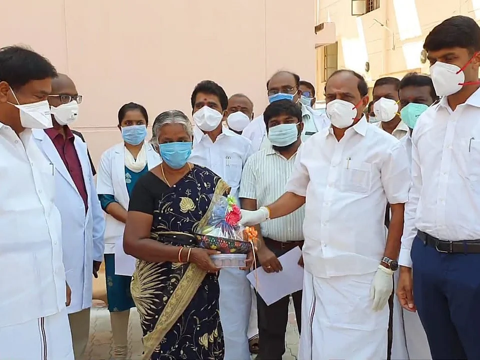 `சிவப்பு மண்டலத்திலிருந்து ஆரஞ்சுக்கு முன்னேறிய தூத்துக்குடி!’-ஆக்ஷன் பிளானை விவரித்த ஆட்சியர்