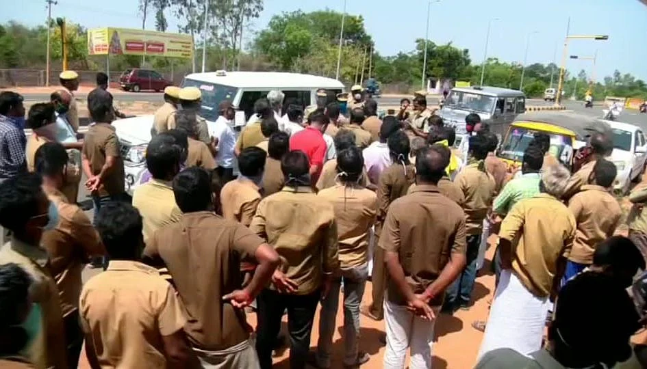 ஆட்டோ டிரைவர்கள்