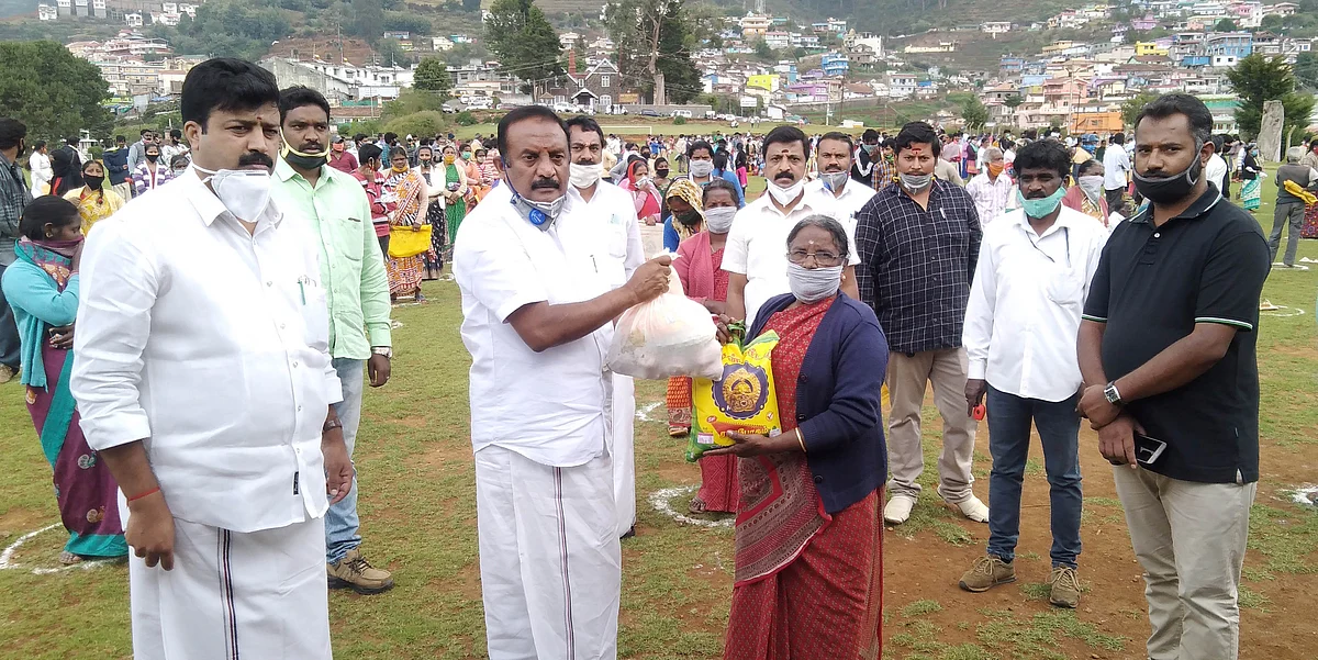 நிவாரண உதவி