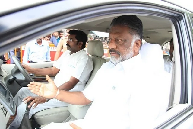 பன்னீர்செல்வம்