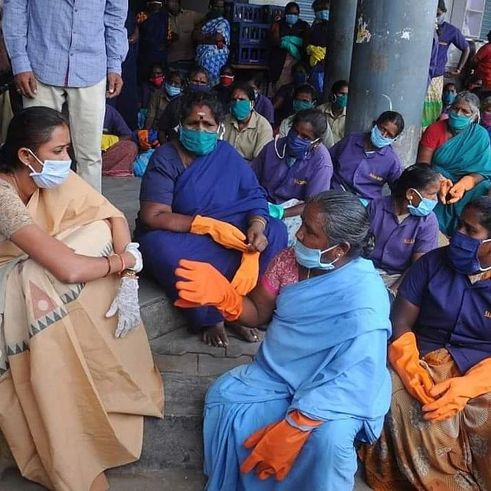 ஜோதிமணி மக்களுடன்..