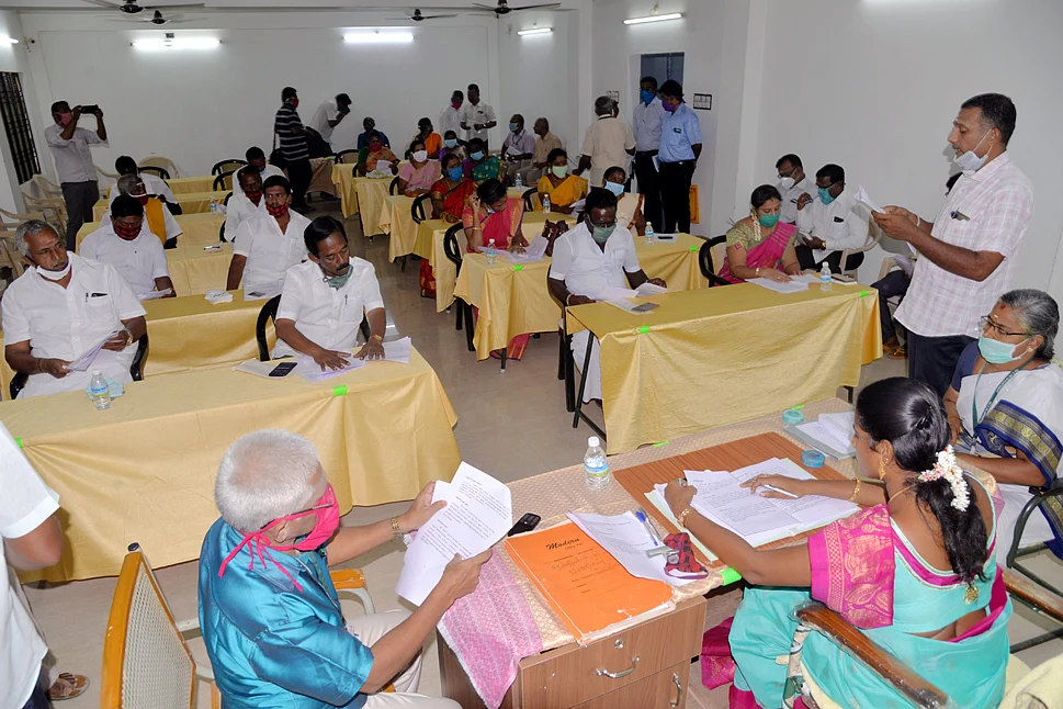 ஊராட்சி ஒன்றிய கூட்டத்தில்