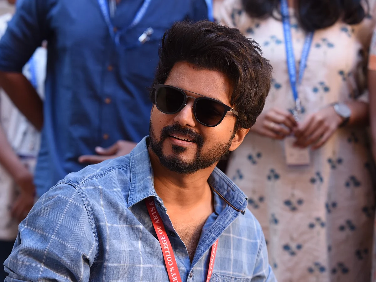 விஜய்-யின் `மாஸ்டர்' படத்தை எத்தனை கோடிக்கு வாங்கியது அமேசான்... `பொன்மகள் வந்தாள்' லாபமா?