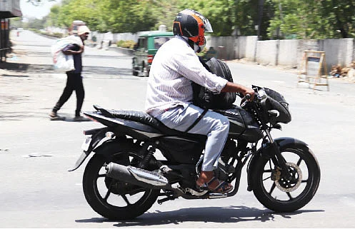 தனி பயணம், தேவை முழு கவனம்