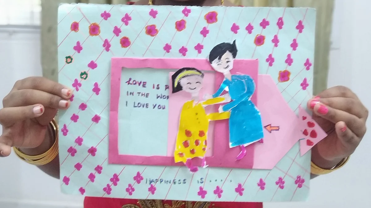 Mom hugging slider card