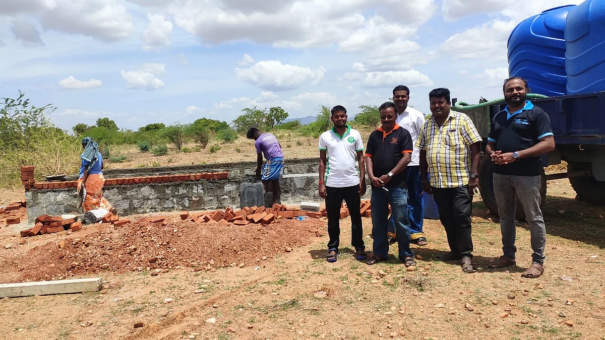 லோகநாதனுக்காக கட்டப்படும் வீடு