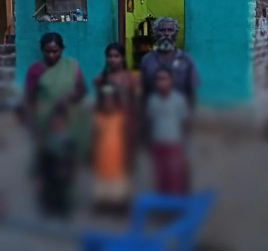 `ஆயாவும், தாத்தாவும்தான் அம்மா, அப்பா’ -தாயை இழந்து தவிக்கும் குழந்தைகள்
