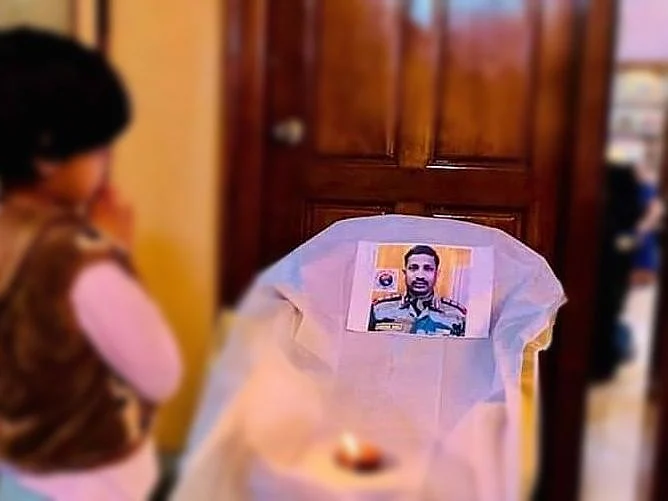 `கடைசி போன்கால்; எல்லைப் பதற்றம்!’ - கர்னல் சந்தோஷ் பாபு மரணத்தால் கலங்கும் பெற்றோர்