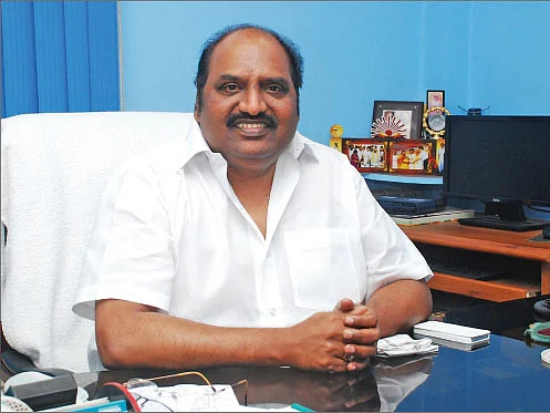 ஜெ.அன்பழகன் மரணமும் சிகிச்சைக் கட்டணம் குறித்த சர்ச்சைகளுக்கான விளக்கமும்!