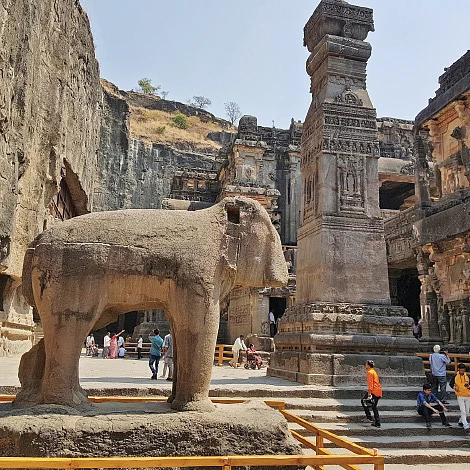 எங்கள் ஆன்மிகம்: எல்லோரும் மயங்கும் எல்லோரா குகைக் கோயில்கள்!