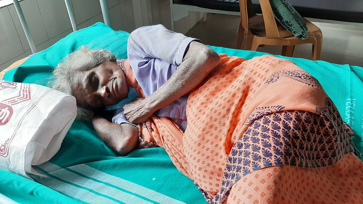மருத்துவமனையில் பிலோமினா