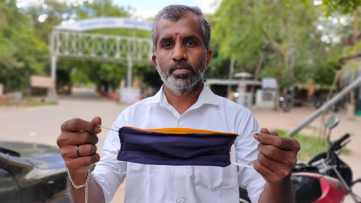 வெட்டிவேர் மாஸ்க்குடன் நாகராஜன்