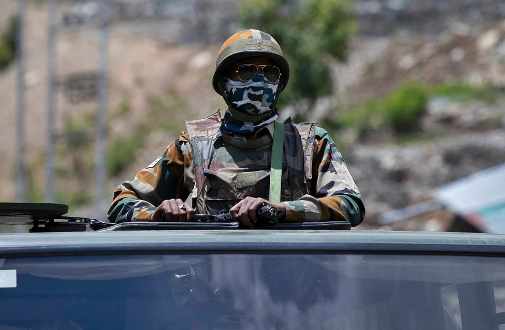 ராணுவம்