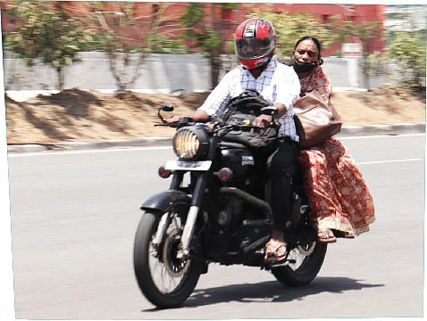 தனி பயணம், தேவை முழு கவனம்