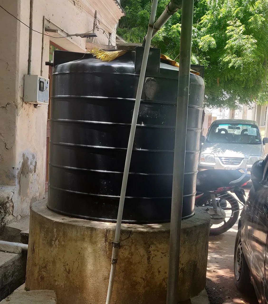 தண்ணீர் டேங்க்