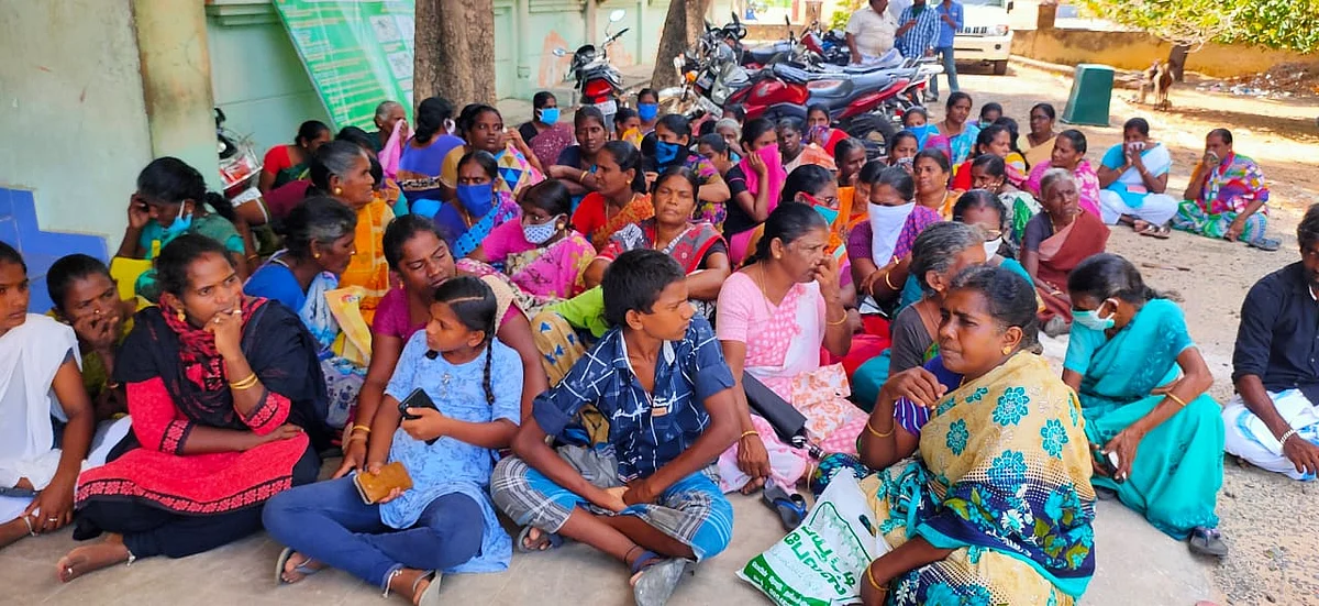 பலியான மீனவர்களின் குடும்பத்தினர்