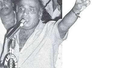 கொக்கோ கோல கம்பெனிக்கு எதிரான போராட்டத்தில் எம்.பி.வீரேந்திரகுமார்