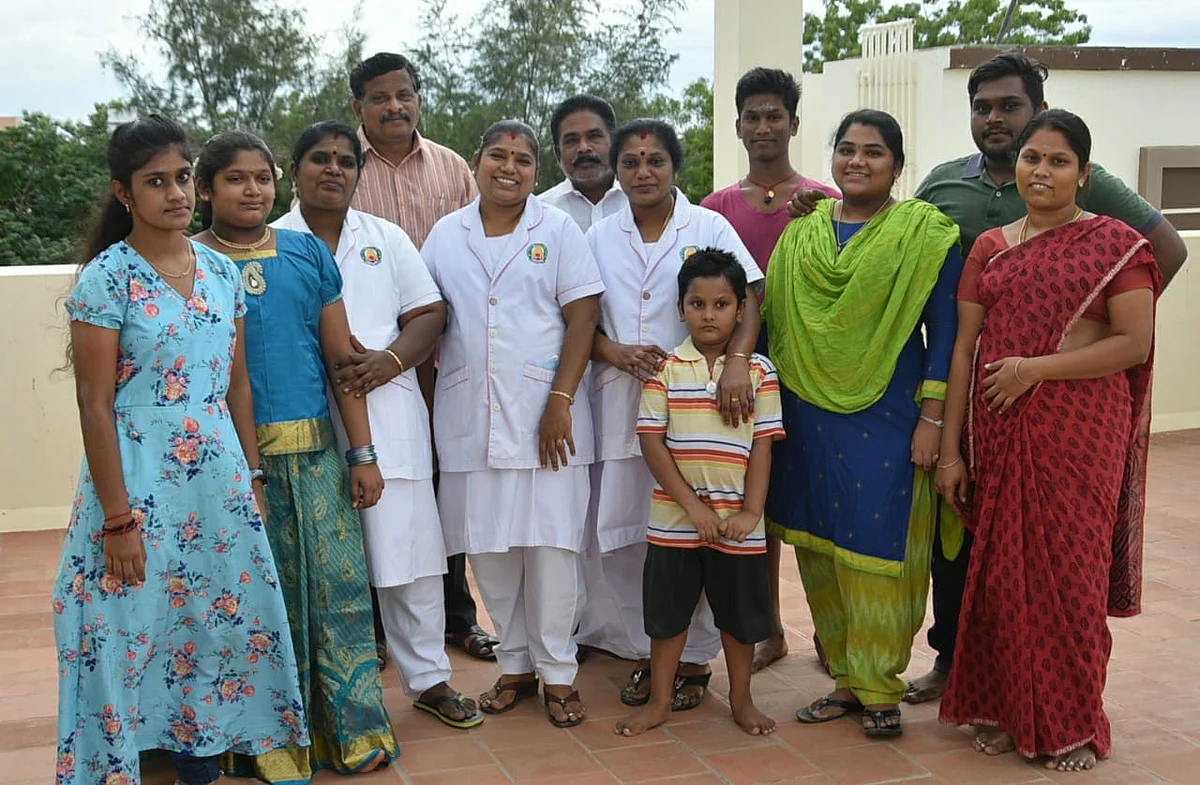 குடும்பத்தினருடன்