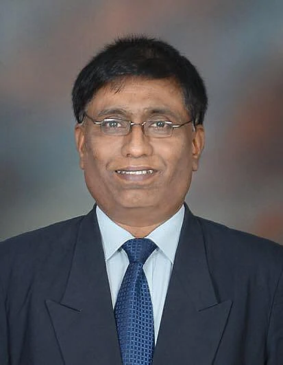 கொரோனா சிகிச்சைக்கான தமிழக ஒருங்கிணைப்பு அதிகாரியும் பொது மருத்துவருமான ரகுநந்தன்