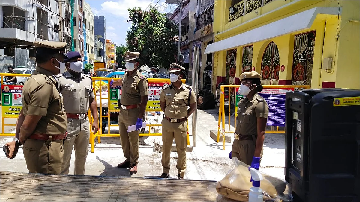 ஆய்வில் கமிஷனர் ஏ.கே.விஸ்வநாதன்