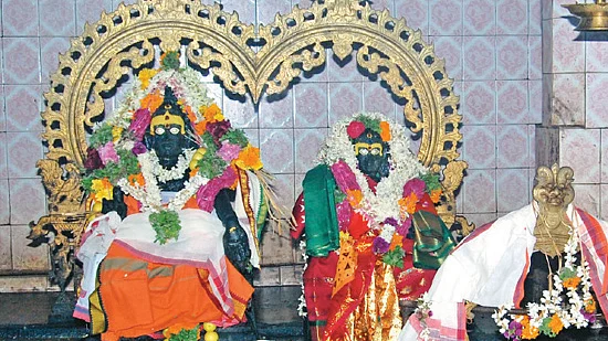 உதவலாம் வாருங்கள்