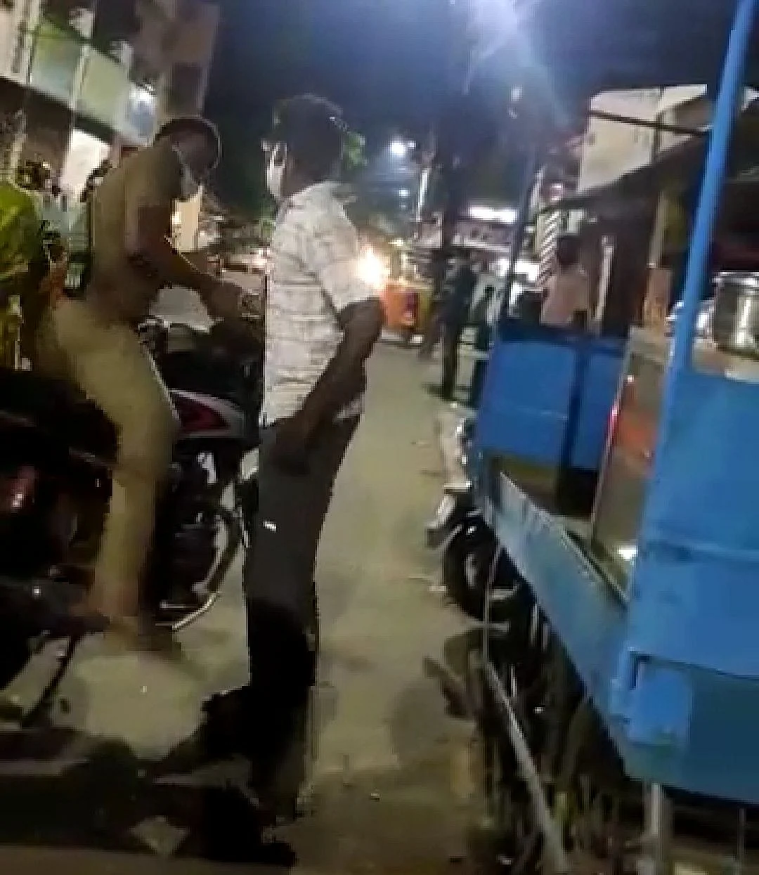 கோவைச் சிறுவன் போலீஸ்