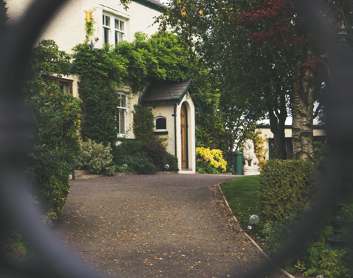 Representational Image