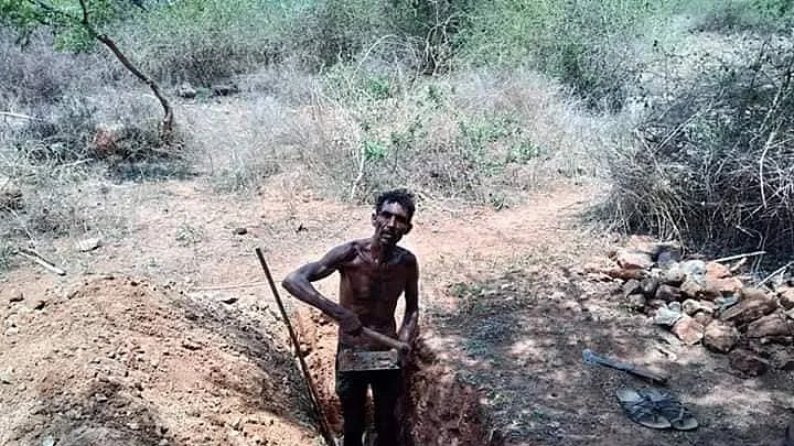 ஊராட்சித் தலைவர் முருகேசன்
