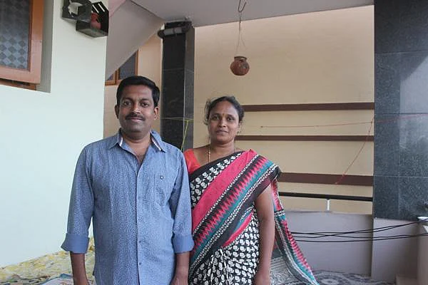 வனிதா கணவர் ராஜசேகரனுடன்..