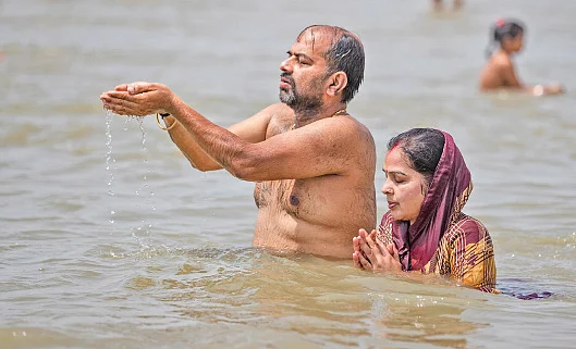 பித்ரு தோஷம்... பரிகாரம் என்ன?