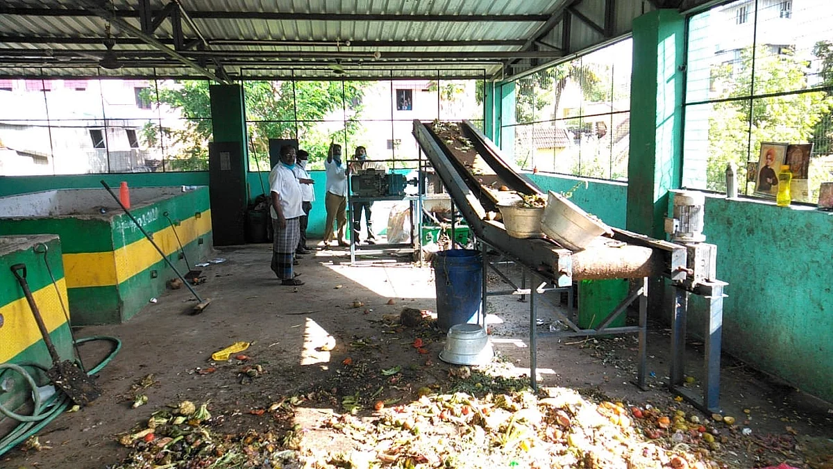 குப்பை தரம் பிரிக்கும் மையம்